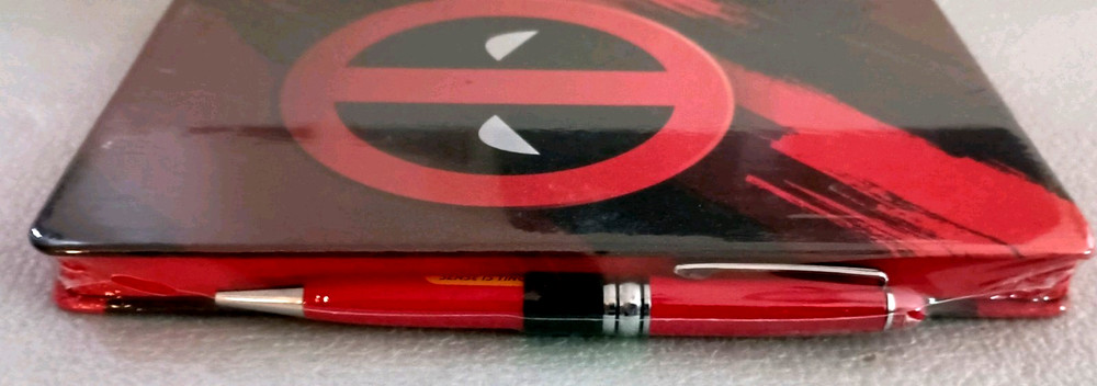 Marvel Deadpool Premium Notebook Diary & Pen Gift Set New NOS 2017
