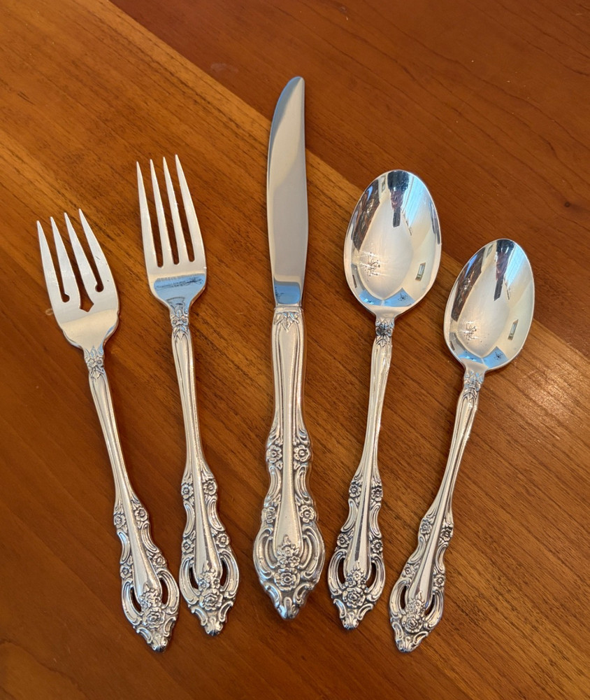 Oneida  Community SILVER ARTISTRY Silverplate Flatware 1965 - Choice