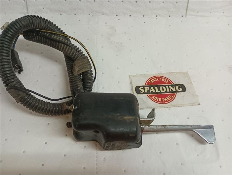 SIGSTAT 900 1996 International 9200 Turn Switch  (10840982