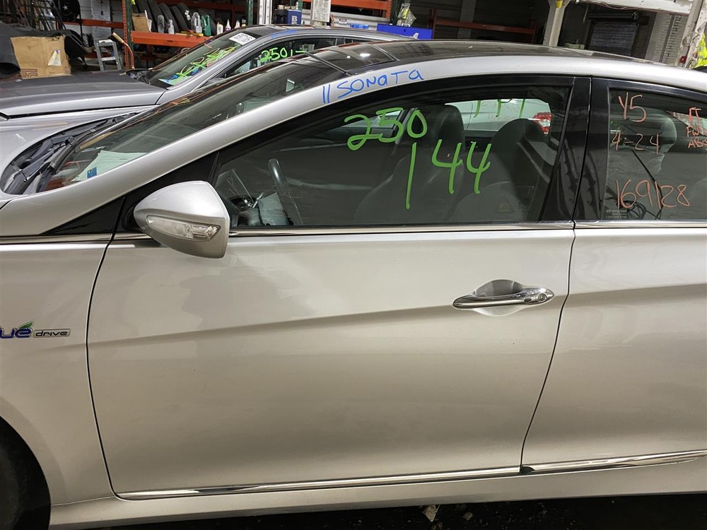 Used A/C Selector Switch fits: 2011 Hyundai Sonata w/navigation automatic temper