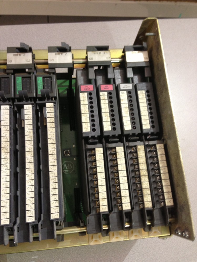 USED ALLEN-BRADLEY PLC CHASSIS 1771-A3B WITH PROCESSOR AND 10 MODULES