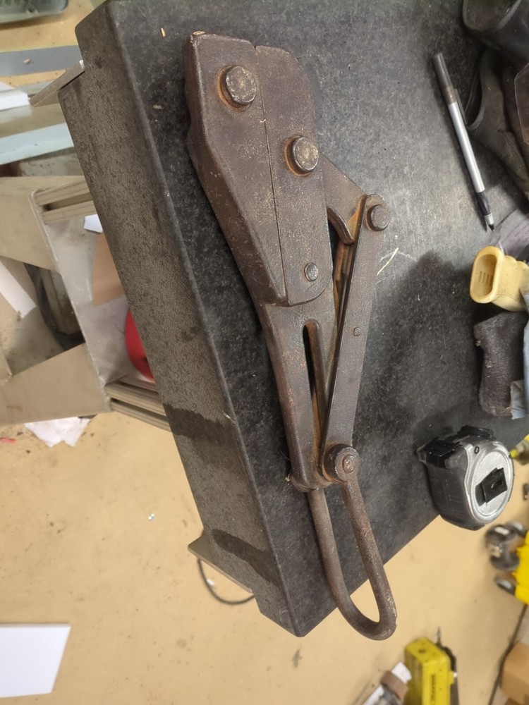 Klein Chicago Grip cable Puller with 6" Jaw Length