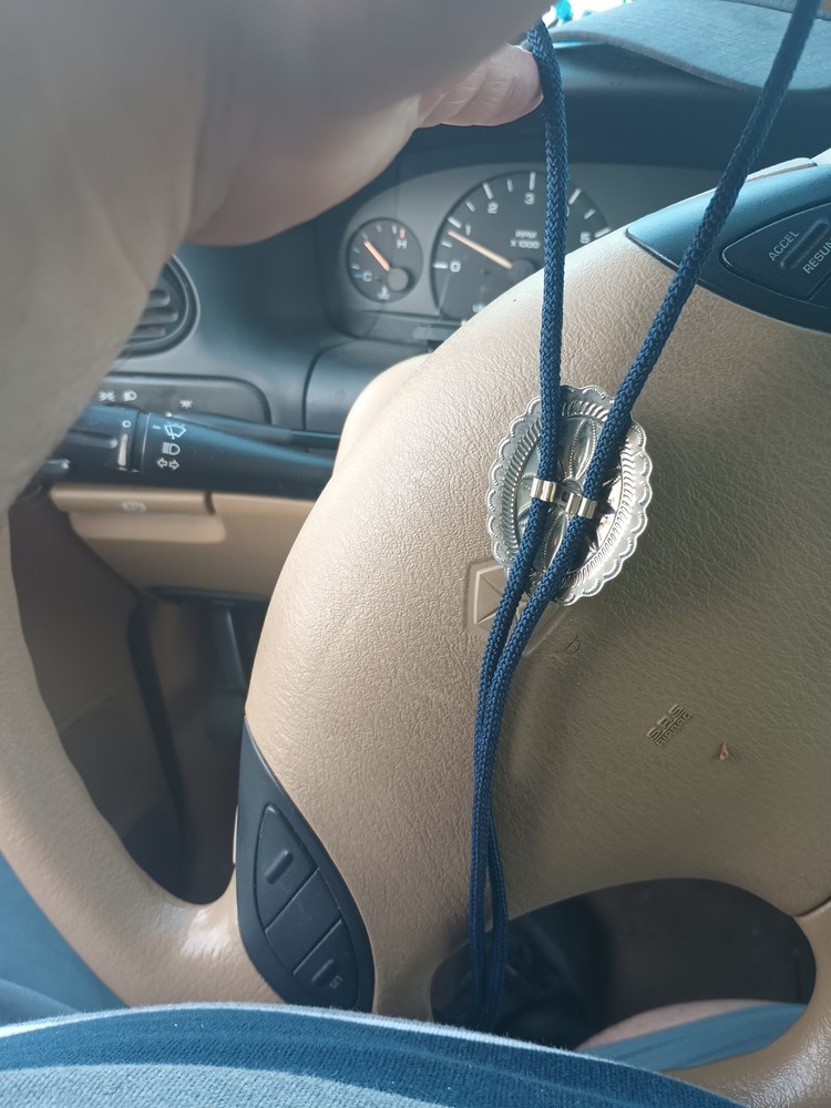 4Bt Concho Simulated - Plastic Turquoise Bolo Tie