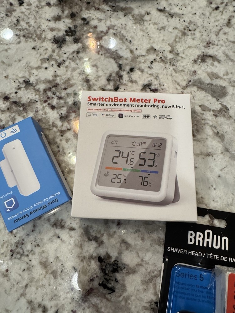 SwitchBot Meter Pro, Digital Hygrometer & Thermometer - White