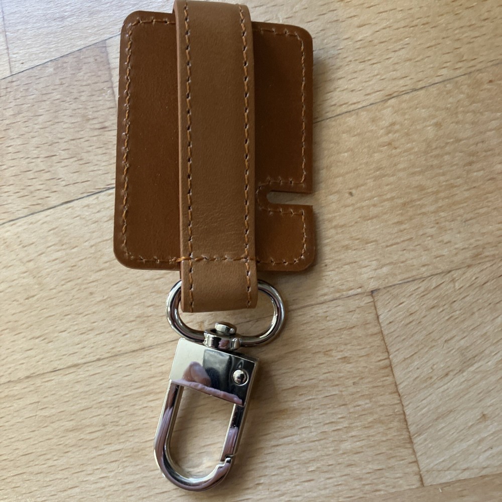 Leather keyring