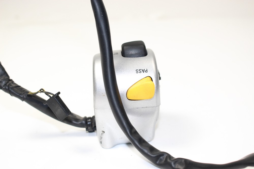 20 Suzuki VL800T Boulevard C50T Left Control Switch