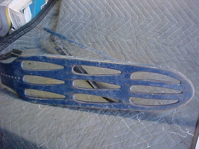 OLD BICYCLE CARRIER RACK