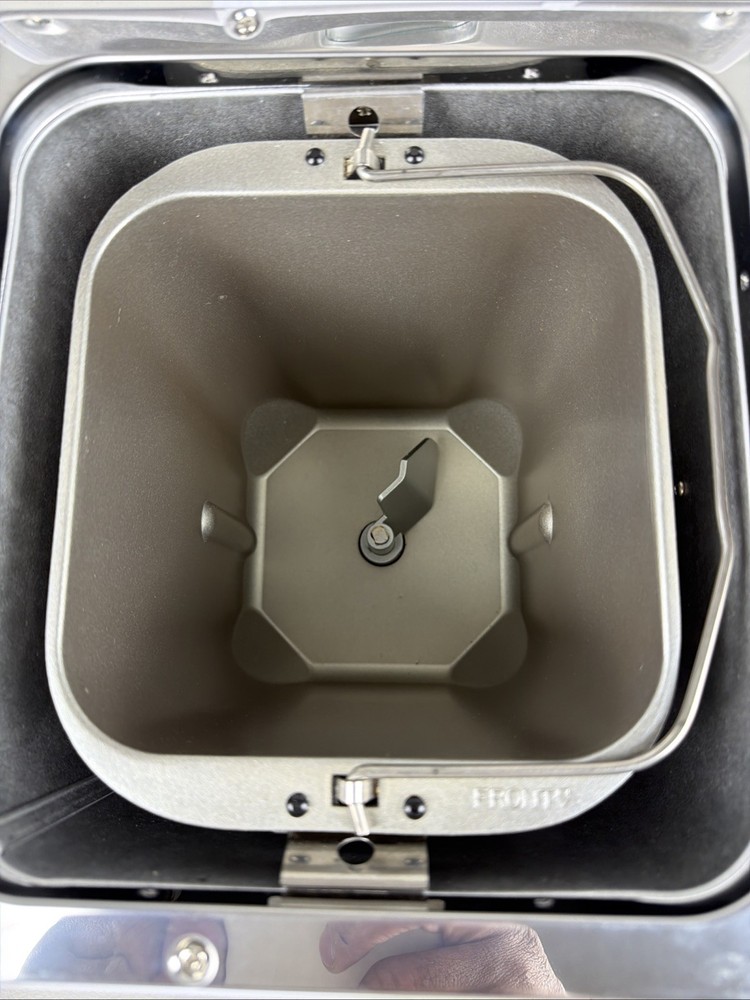 Welbilt The Bread Machine ABM4900 Automatic Bread Maker TESTED & WORKING