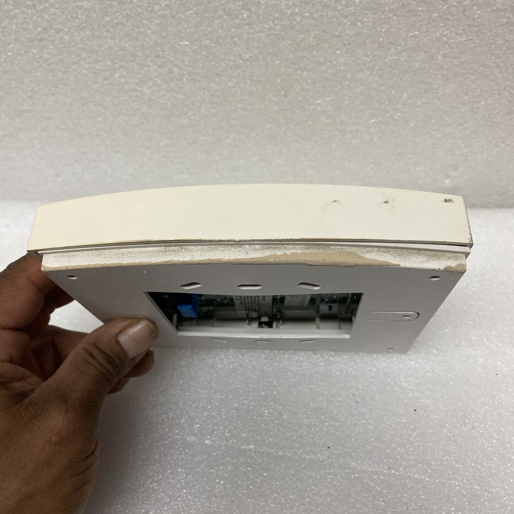 GE Interlogix NX-148E LCD Keyboard ( Missing Screw )