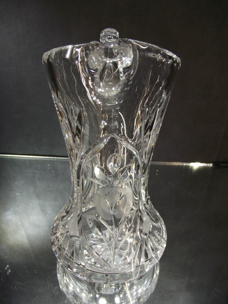 BEAUTIFUL LARGE ETCHED CRYSTAL WATER PITCHER