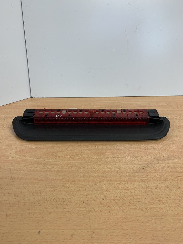 2008 BMW 330 E92 COUPE THIRD HIGH LEVEL BREAK LIGHT 479311