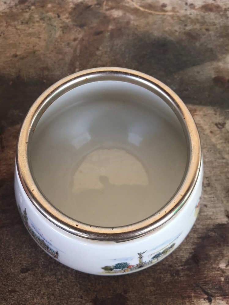 Vintage Tea Pot-Container - München Map Painted