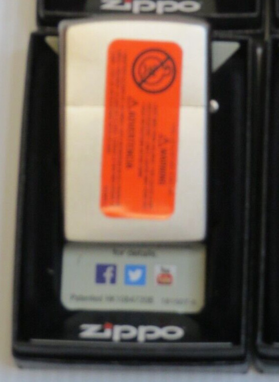 KISS ZIPPO LIGHTER GROUP NIB WITH STICKER OFFICIALLY LICENSED