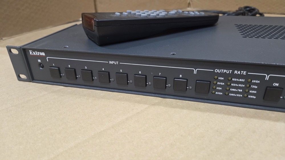 Extron IN1508 with Remote - Scaling Presentation Switcher with Rack Ears