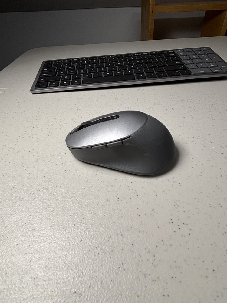 Dell Premier Multi-Device Wireless Keyboard and Mouse Used Open Box