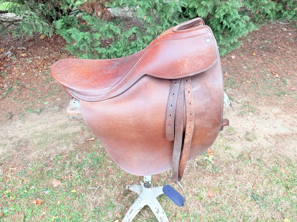 BT Crump English Saddle