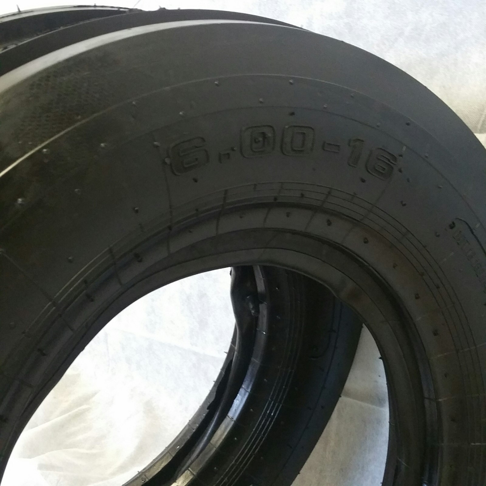 6.00-16 (2 TIRES + TUBES) ROAD CREW 8 PLY KNK35 OZK F2 3-Rib Farm Tractor 600x16