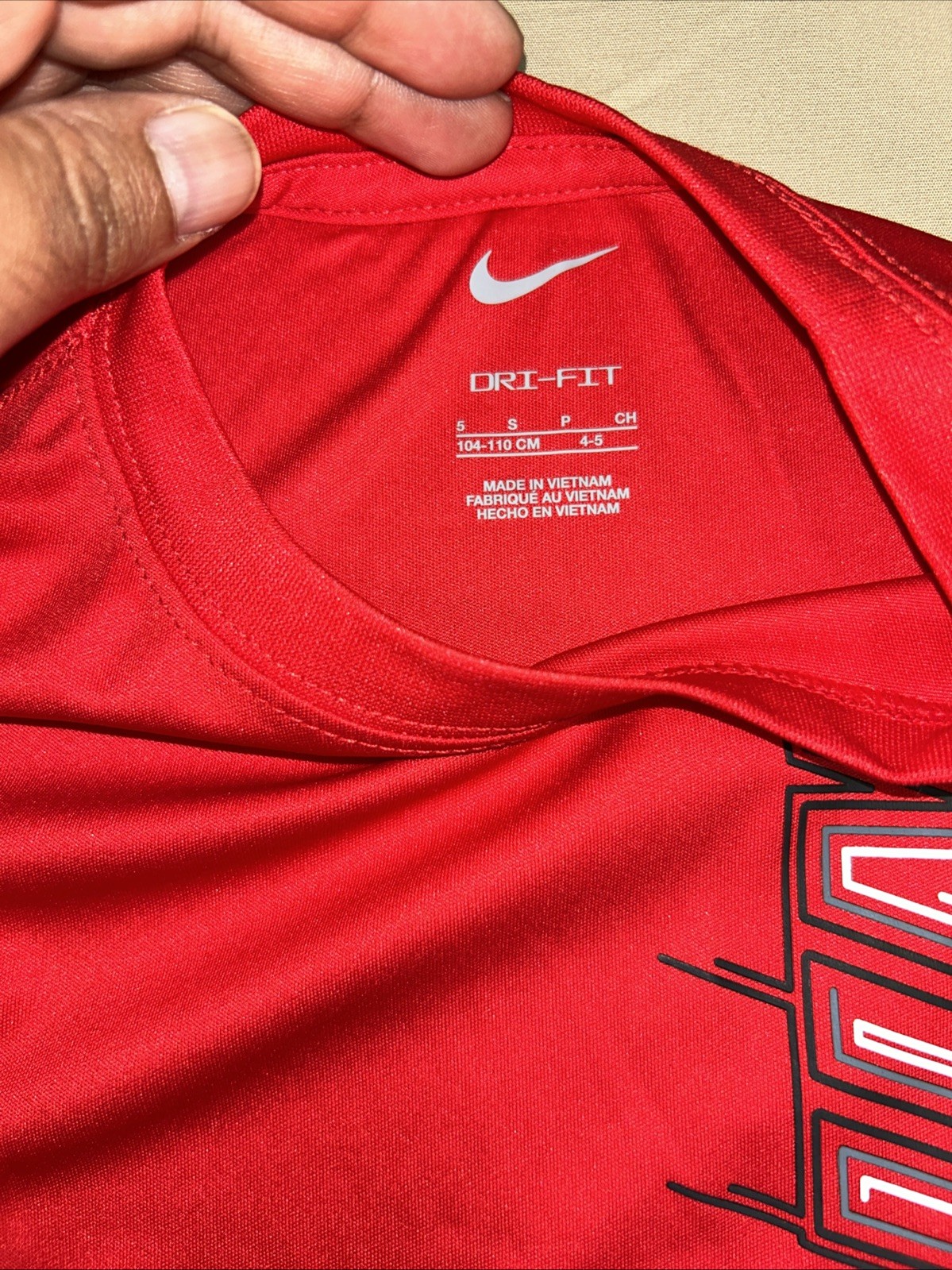 Nike Super Mario boys spring clothing lot shirts shorts size 4/5