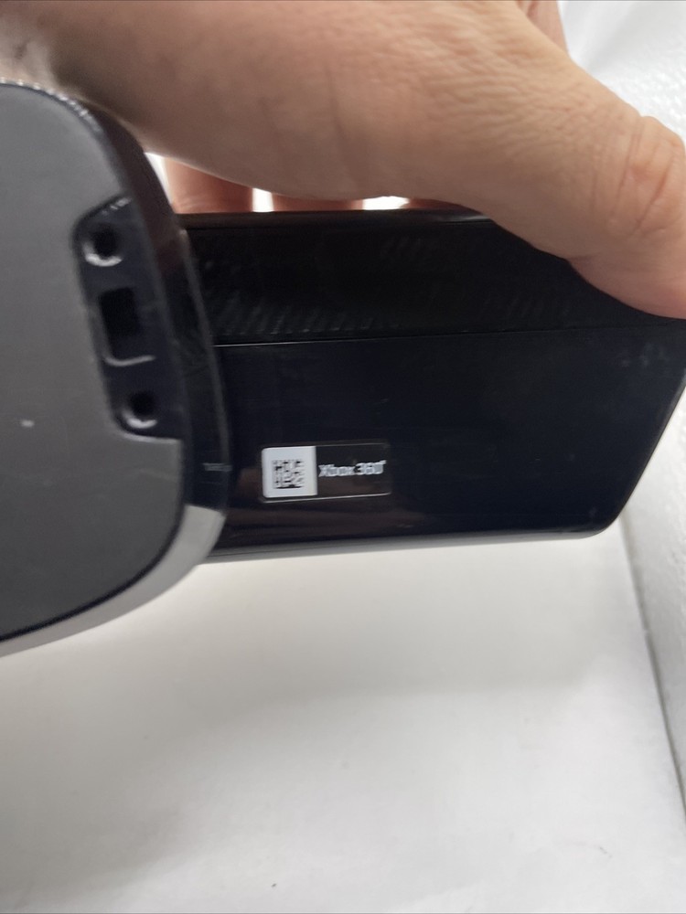 Microsoft Xbox 360 Kinect Sensor Bar & 6 Games Bundle Tested