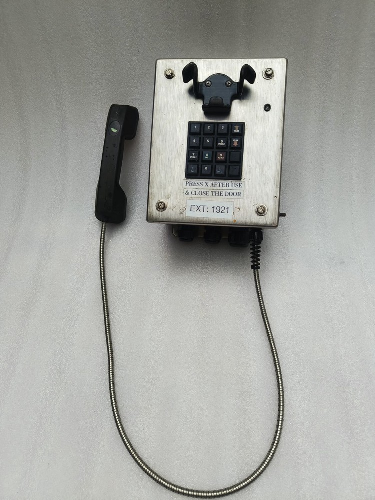 FEDRAL SIGNAL ECHO E2-HND-4X Class I , DIVISION 2 Digital Intercom Station