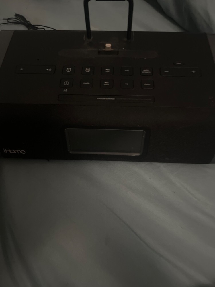 ihome docking station alarm clock