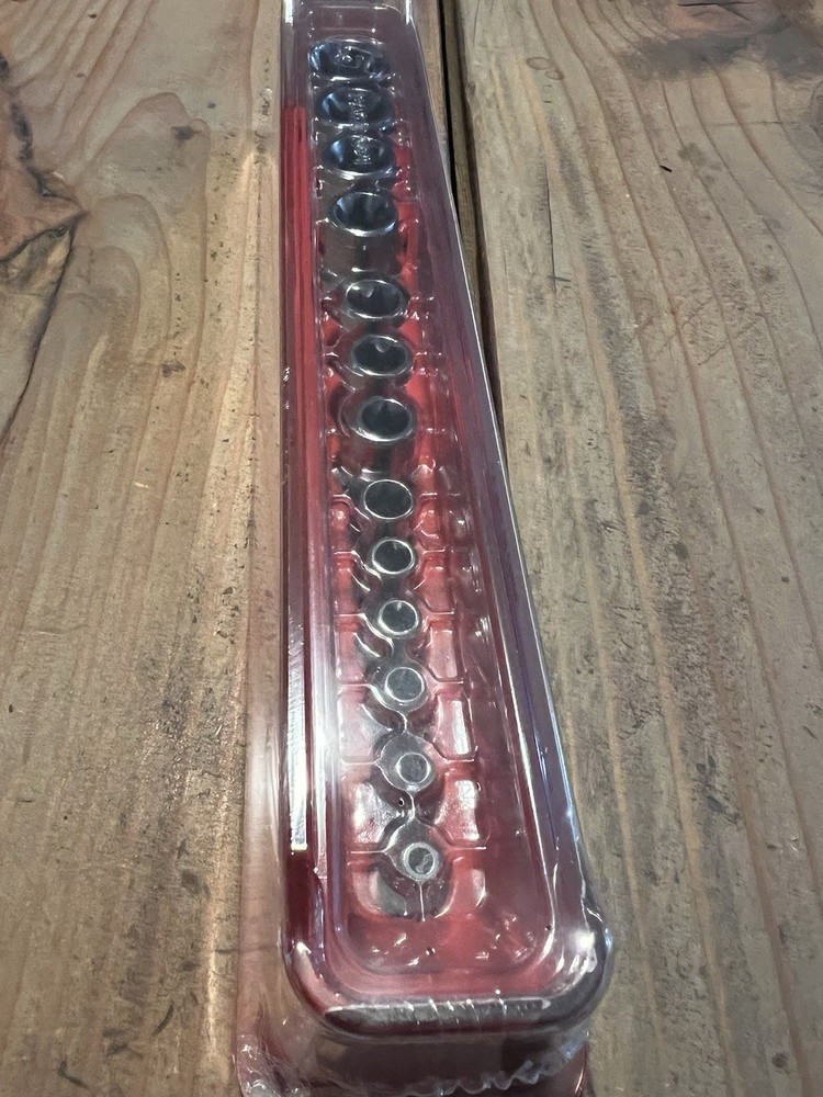 Snap On 213afley 13 pc combination drive shallow Torx socket set e4-e24 sealed