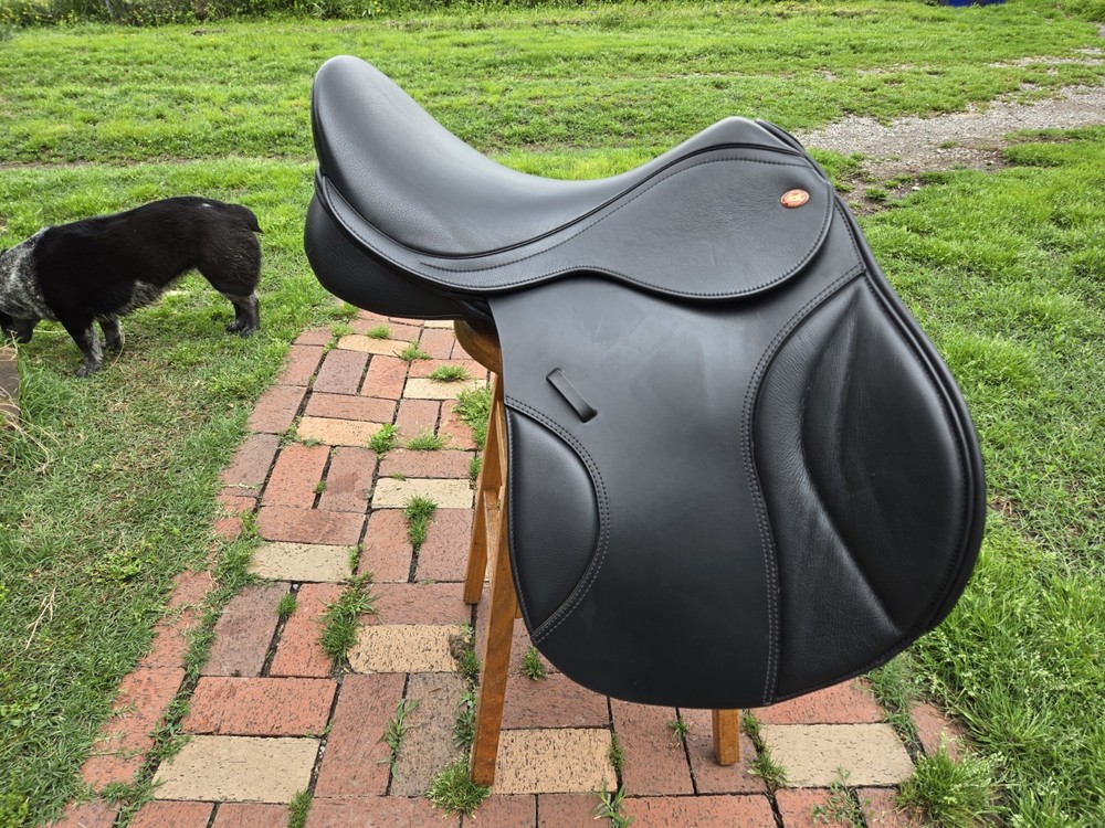 Kent & Masters Compact GP Saddle 18 Adjustable Gullet
