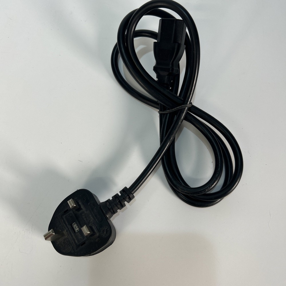 Aura Evolution AUV-100-MIR Stereo Integrated Amplifier (B&W) Black Working