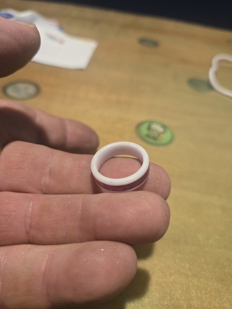 HANDCRAFTED WHITE CERAMIC RING WITH RED INLAY SIZE 6