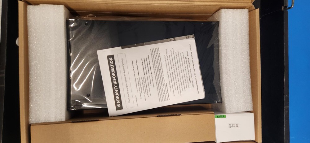 Avocent Switchview 1000 SV340H 4-Port HDMI KVM Switch