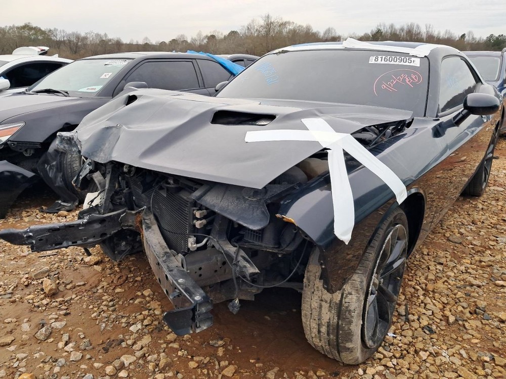 CHALLENGE 2016 Glove Box 4884216