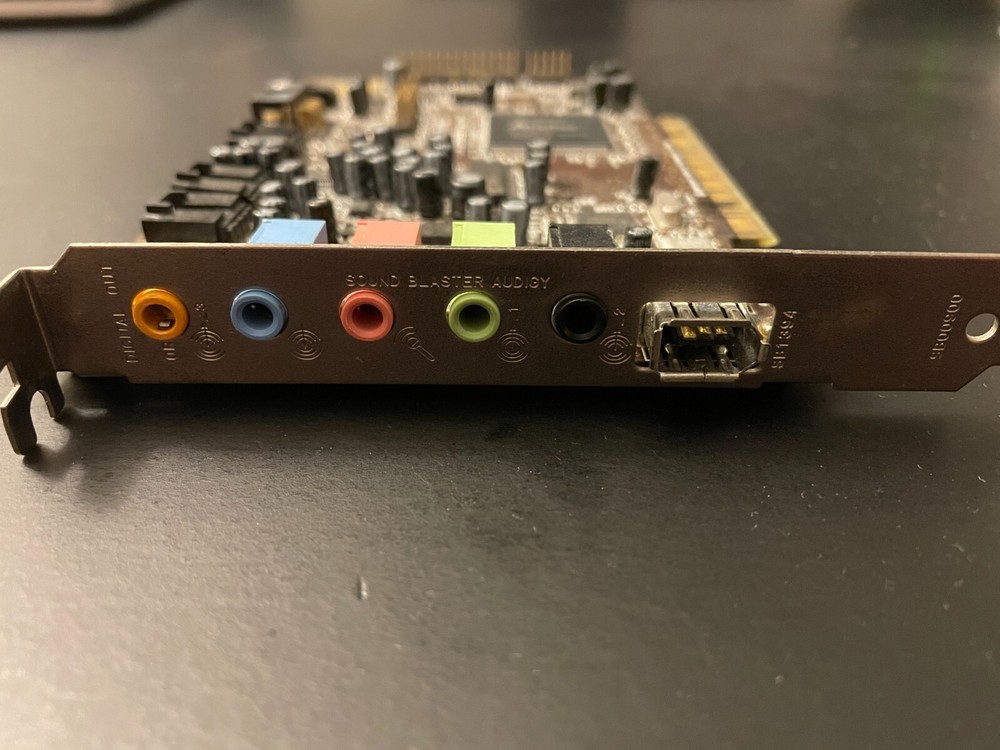 Creative Soundblaster Audigy w/ EAX + Firewire