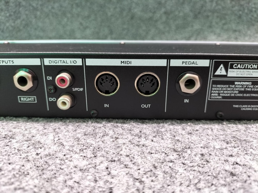 TC Electronic M350 Dual Engine Reverb Effects Processor Multi Effect Junk