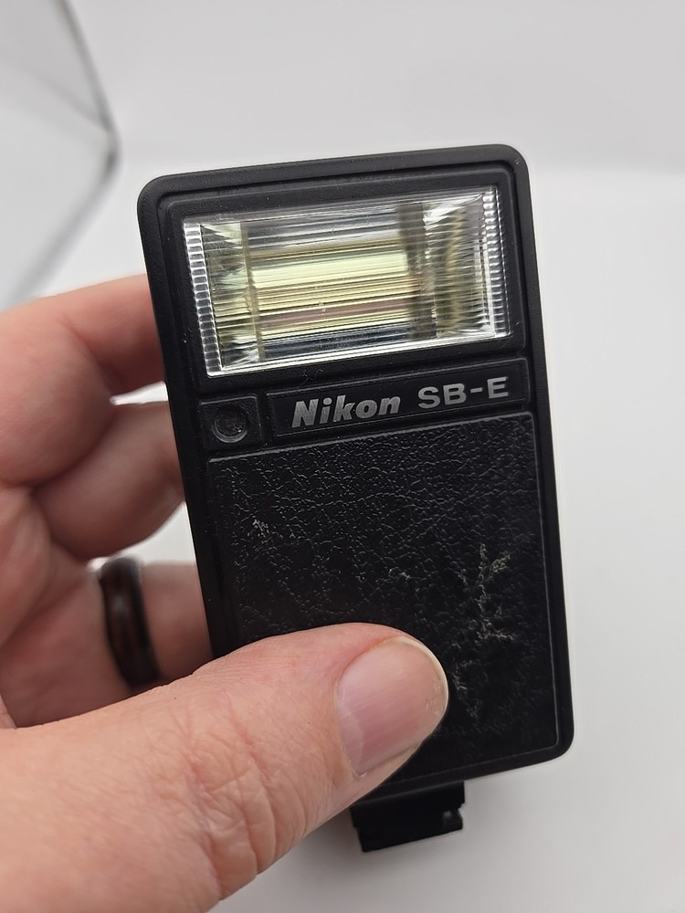 Nikon SB-E External Flash Untested