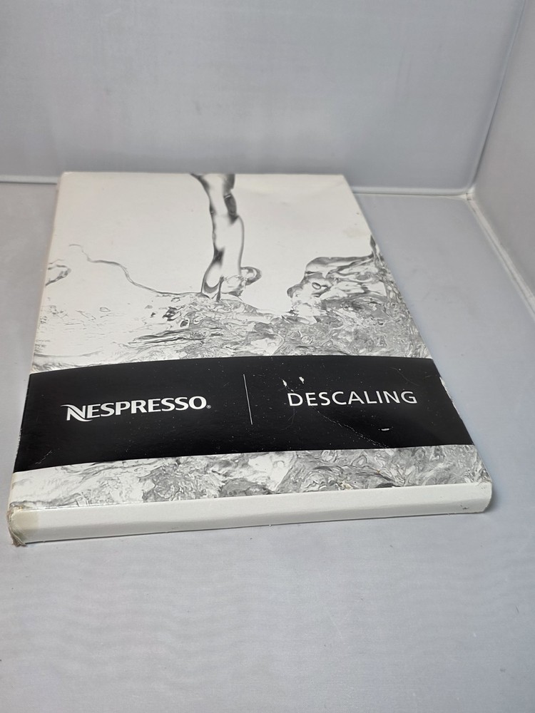 Nespresso Pixie Type C60 Espresso Coffee Pod Machine Maker & Descaling Kit
