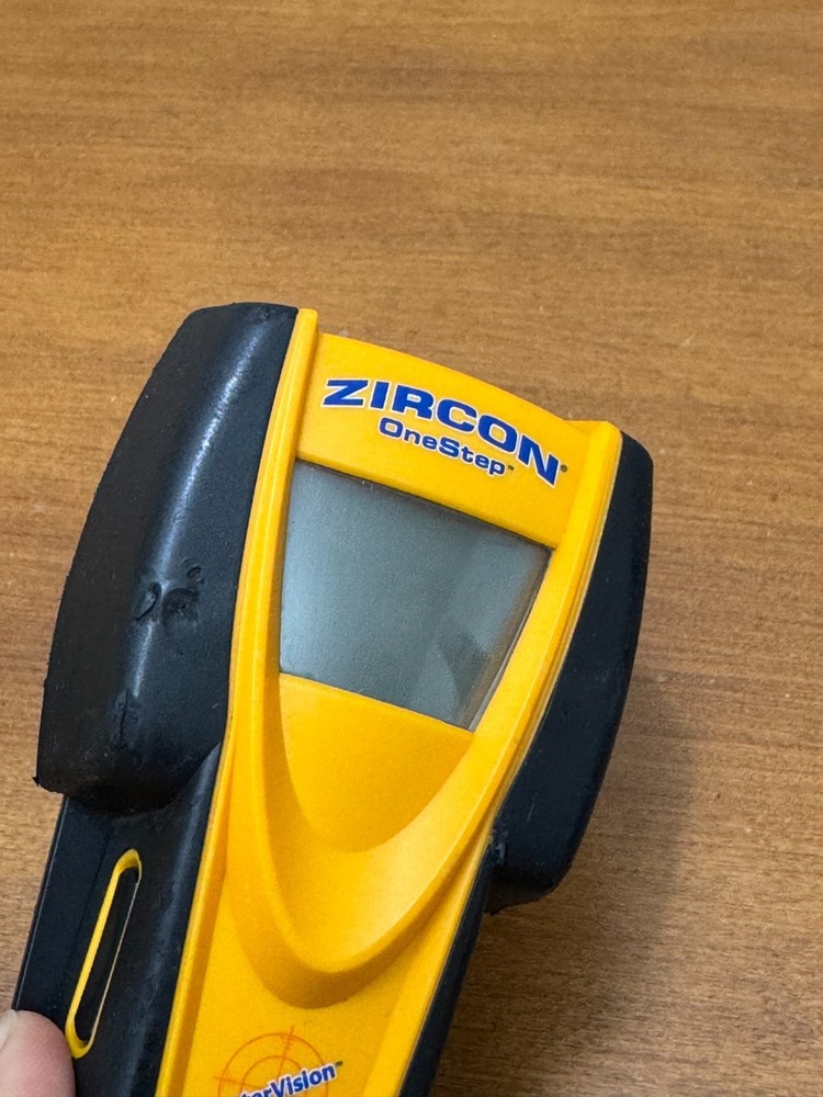 2X Stud Finder Zircon StudSensor i65 One Step Multifunction Center Vision, FAIR