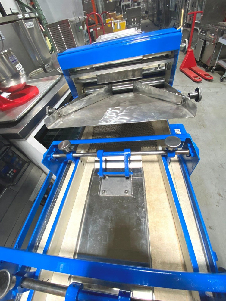 Dough Sheeter/ ACME Model-8 Sheeter and Moulder