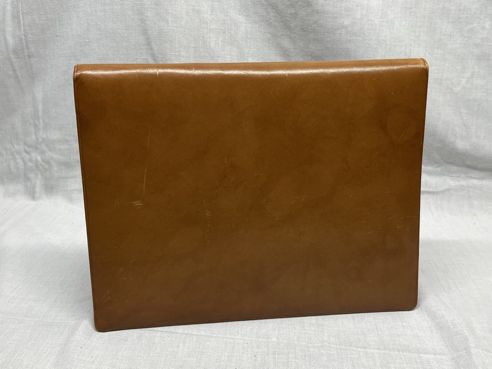 Locking Document Case – Camel Color