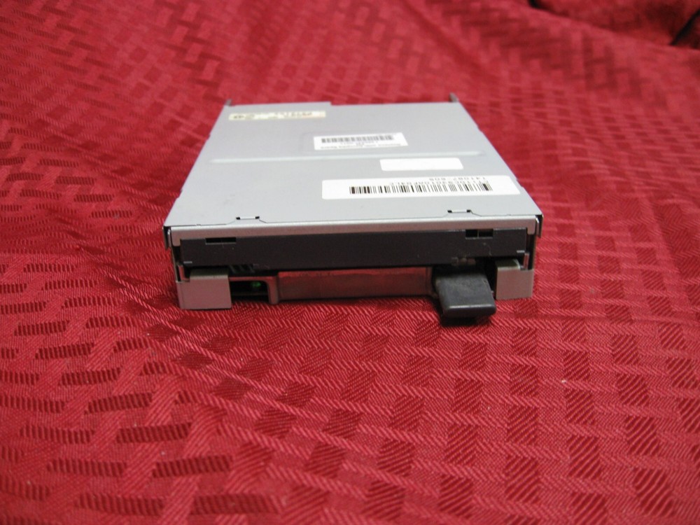 Teac FD-235HG 7377-U 3.5"  Floppy Drive internal