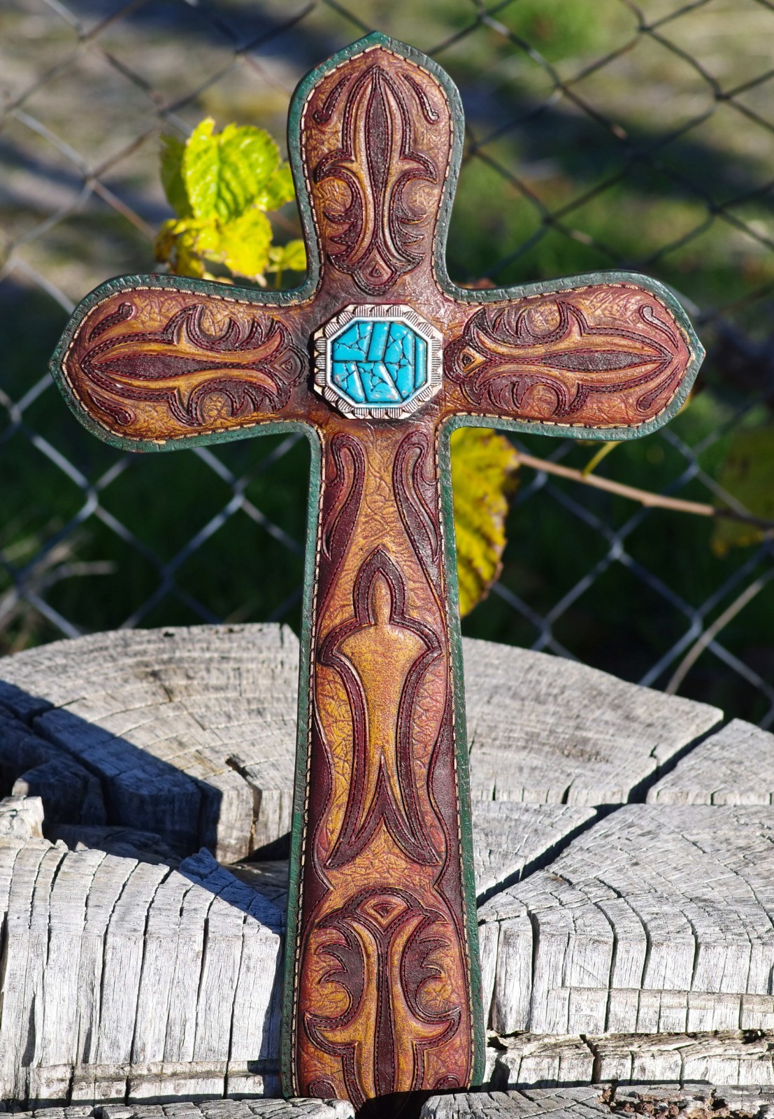 VINTAGE Large 19" CROSS Wall Hanging Southwestern Cowboy