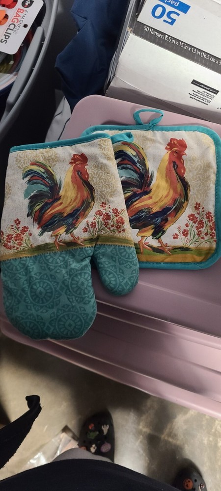 kitchen textiles