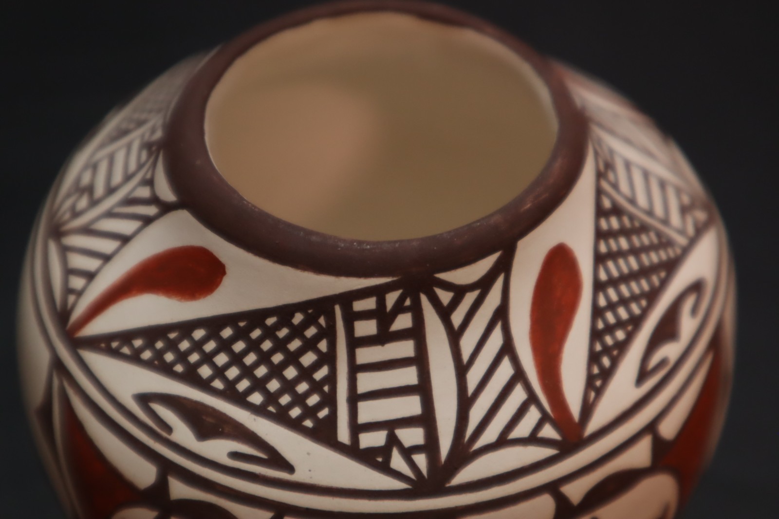 VTG Zuni Pueblo Heart-line Deer Pottery Jar Figural Pictorial Gabriel Paloma Pot