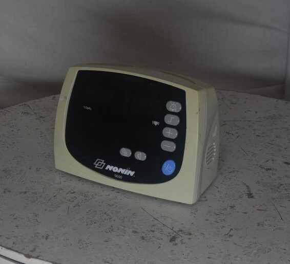 Nonin Avant 9600 Digital Pulse Oximeter SEE NOTES