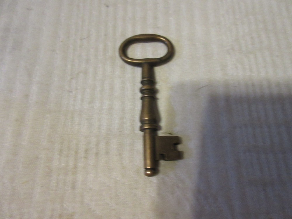 Antique Vintage Brass Solid Barrel Skeleton Key 2.5" Long