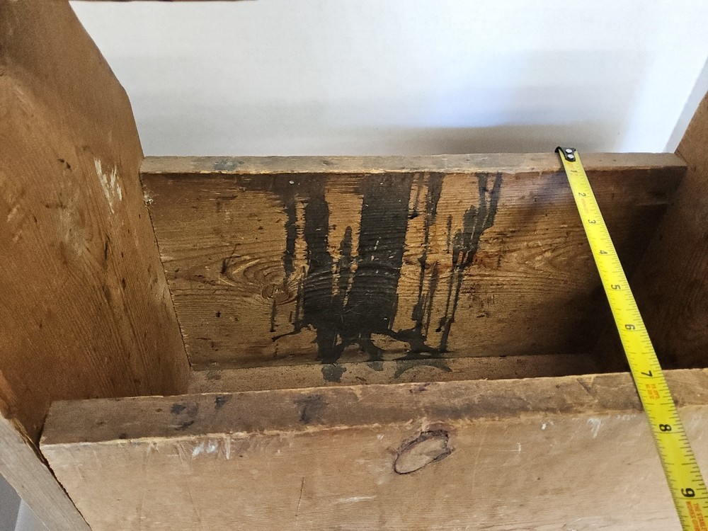 Primitive solid Wooden Carpenter Tool Caddy Tote w/Handle strong condition!