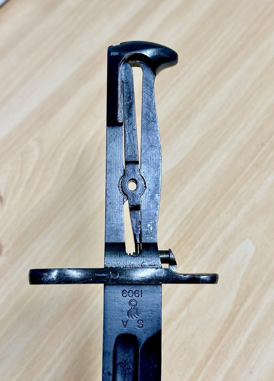 Pre-WWI US M1905-E1 10” Bayonet SA 1909 Springfield Armory Marked USS OKLA BB 37