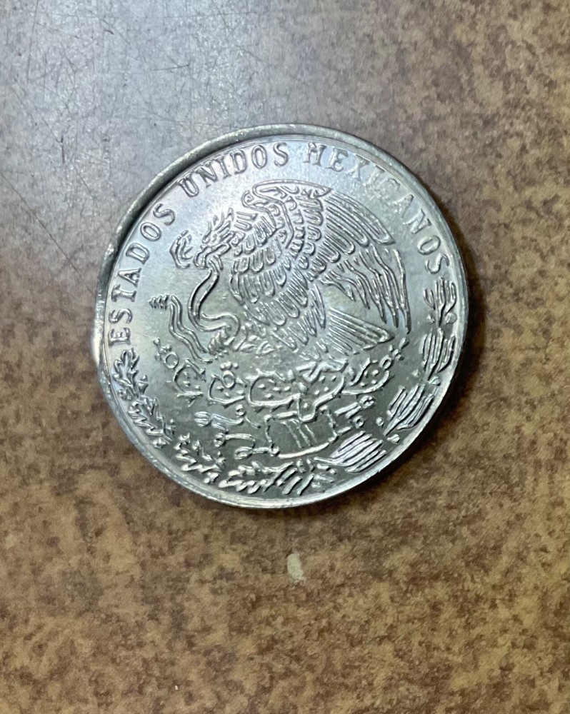 1982 MEXICO 20c. ERROR planchet clip
