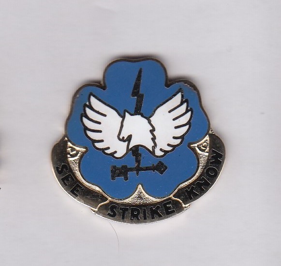 207th MILITARY INTELLIGENCE GROUP crest DUI badge c/b G-23