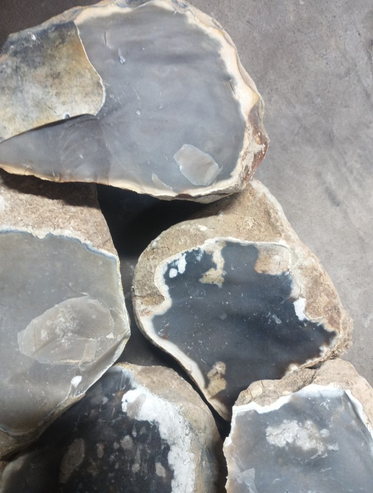 flint knapping material. Texas Flint($5.00 Per Lb)