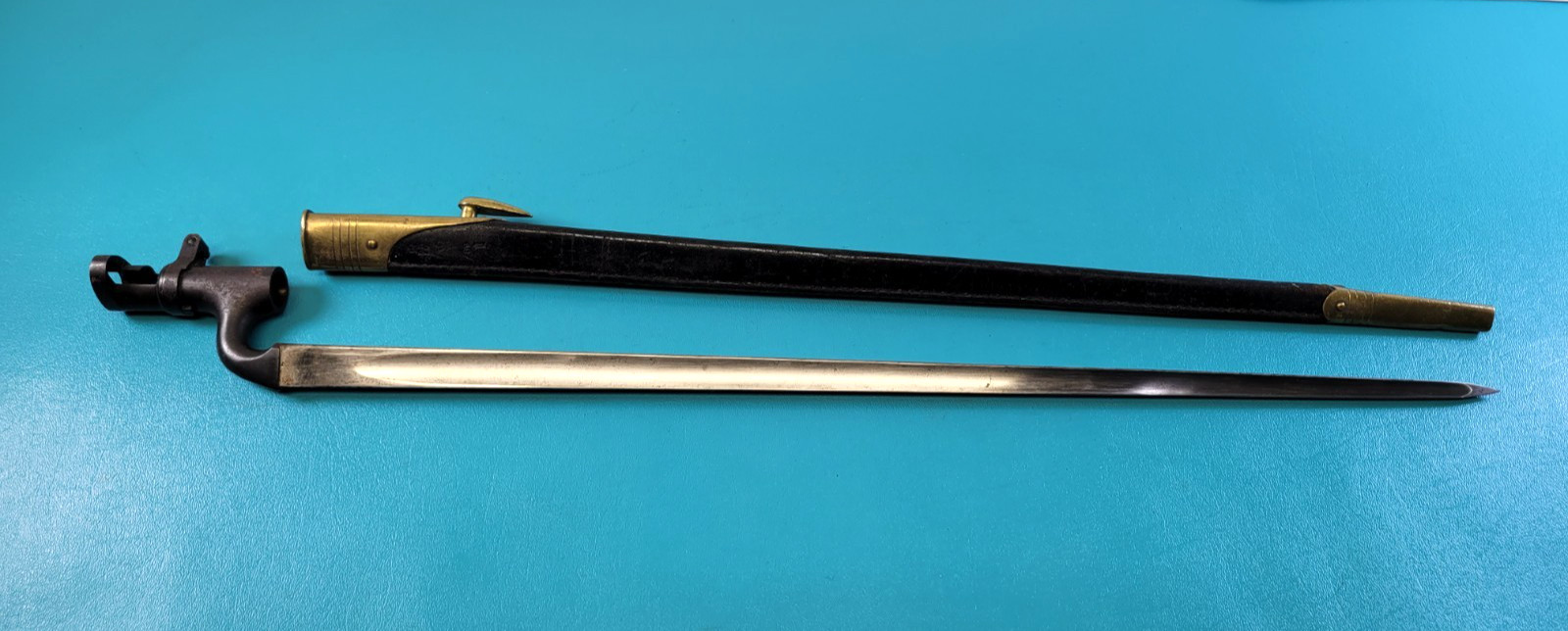 English Pattern 1895 Martini Enfield Socket Bayonet + Scabbard TR876